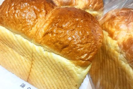 鎌倉パンのチーズフォンデュ是非おためしください。
